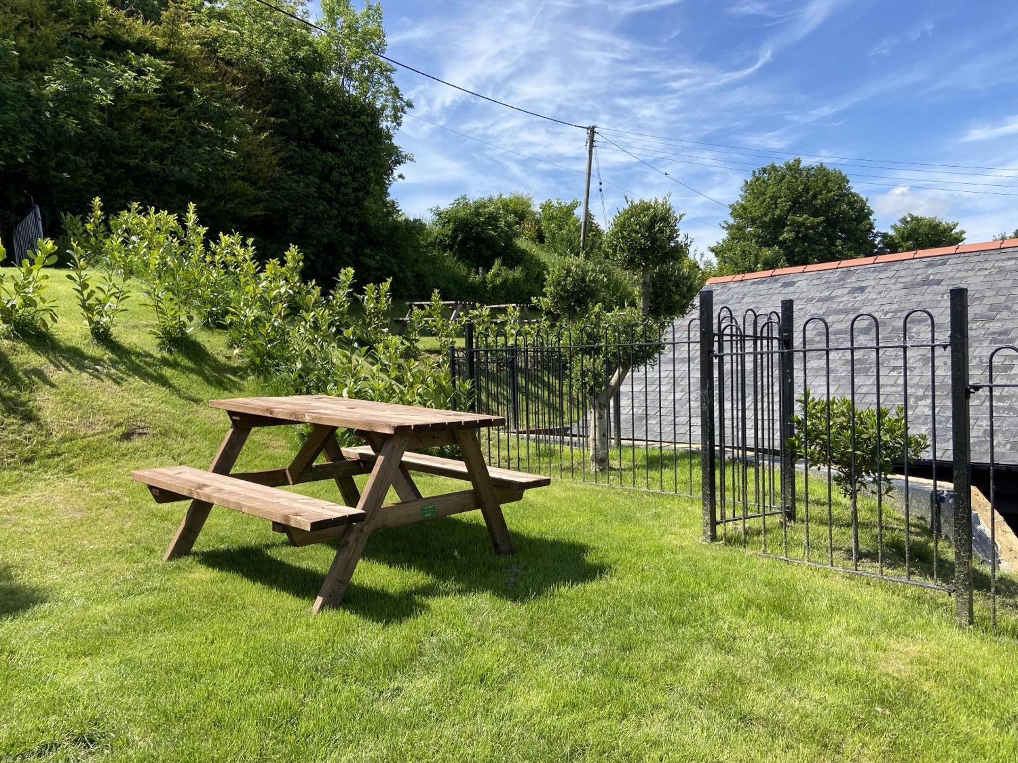 The Lydden Bell Bed and Breakfast Εξωτερικό φωτογραφία